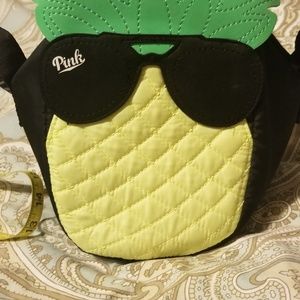 Lunch box. ⏭️Free with $25 purchase ⏪